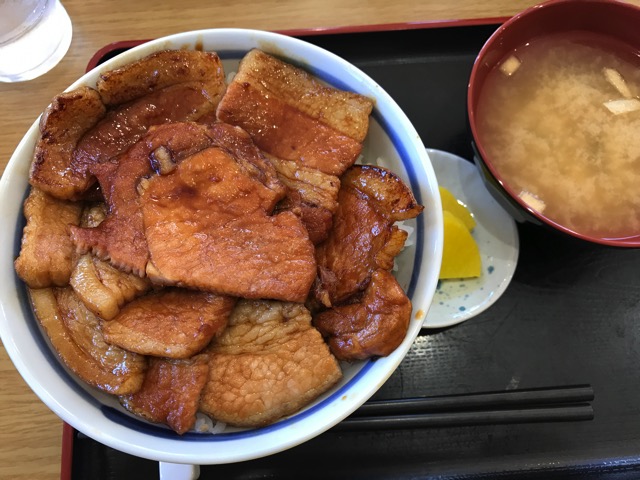 ロース・バラ盛り合わせぶた丼